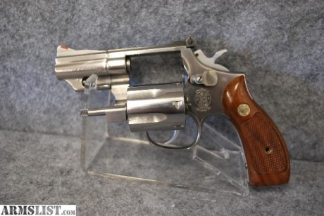 Rebajo el precio de esta bella pieza de coleccionismo ...400EUROS....,   incluyendo sus dos  juegos de 50