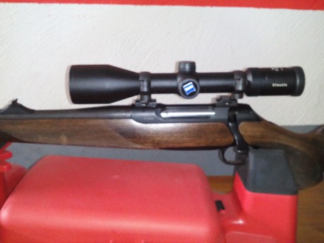 Vendo rifle de cerrojo sauer 202 para zurdos calibre 270 win. Bases leupold qr.
el rifle se encuentra 00