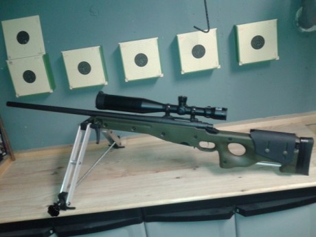 Buenas, pues pongo en venta un magnífico rifle en calibre 308w, preparado a capricho y con muy poco uso, 02
