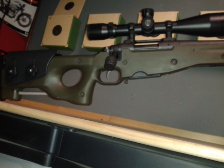 Buenas, pues pongo en venta un magnífico rifle en calibre 308w, preparado a capricho y con muy poco uso, 11