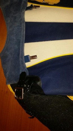 Vendo recien adquirida chaqueta de tiro Anschutz.
Pertenecía a "Galadrio", usuario de este foro.
El 10