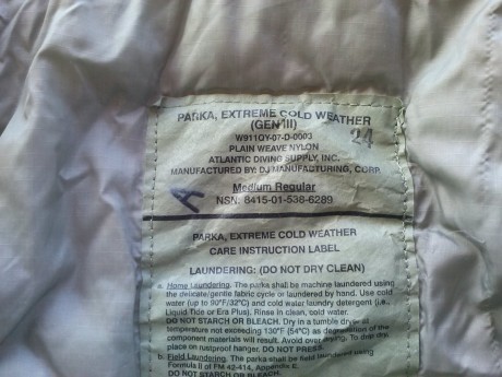 Hola, vendo este chaqueton reglamentario del US Army,Nivel VII de primaloft , talla Medium regular, se 02