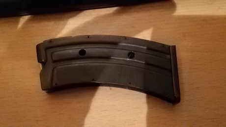 Hola,

A ver si alguien puede ayudarme, estoy buscando un cargador de 10 cartuchos para una Krico 200 40