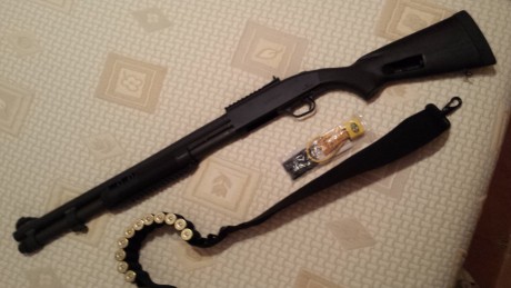 Escopeta de corredera 12/76 recamara magnum, con acabado parkerizado anticorrosion, cargador de 8+1,sin 12