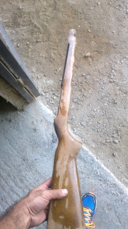 Como el aburrimiento es muy puñetero , me decidí hacer unas cosillas al  ruger deerfield 44 Mg de mi amigo 01