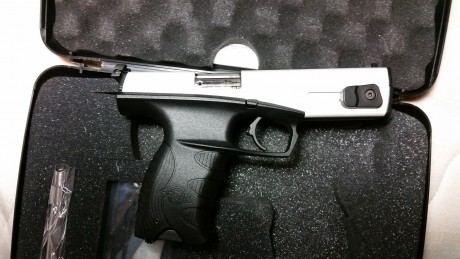 VENDO WALTHER SP22 M1 22LR, nueva 90 eur. el arma se encuentra en Pamplona tlf. 948880119 / 679487816," 01