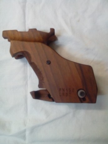 Por cese de actividad vendo cachas nuevas de la casa Rink para la pistola del 22lr FN Internacional.

Las 01