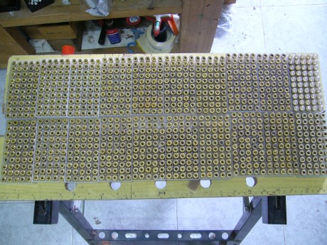 Buenos días, pongo a la venta vainas Fiochi calibre 32.  Todas limpias, desempistonadas y alojamiento 00