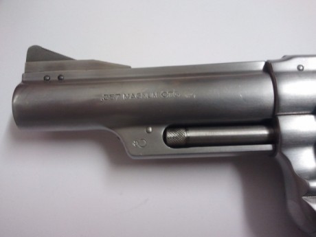 Cambio revolver Astra en acero inoxidable cal. 357-38sp.
Cambio por escopeta de corredera (no importa 40