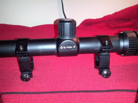 Visor Barska 6,5-20x50, retícula cross air con regulador de paralelaje en el objetivo de 50 yardas a infinito, 01