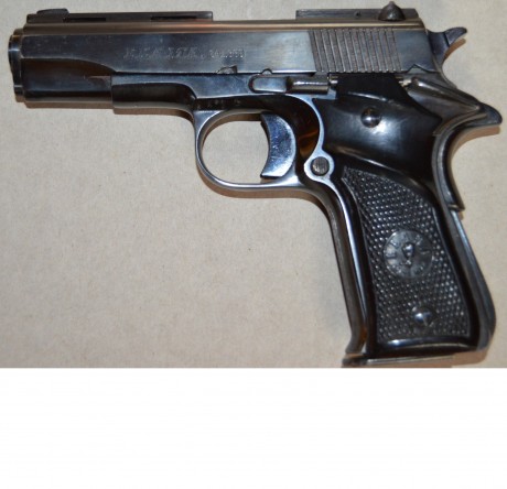 Un amigo me pide que ponga a la venta su pistola Llama del calibre 9 corto.
No ha disparado nunca con 01