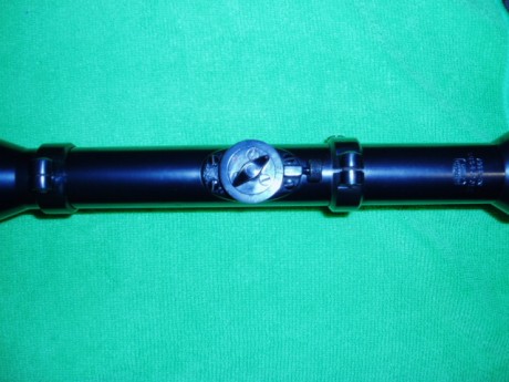 Hola.
Recientemente he adquirido un rifle Mauser, sistema 98, que trae un visor Zeiss antiguo (acompaño 11