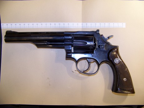 vendo llama del calibre  22        100€  ESTA EN ZARAGOZA   lo dejo en 90€ 02