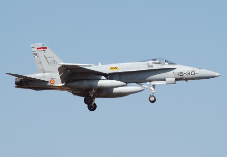 Pues eso, en este hilo pretendo deleitaros como amantes de los aviones de combate que sois muchos, con 10