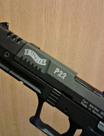 Vendo pistola Walther P22 Target.  Arma impecable , la vendo por cambio de modalidad, de precisión a Ipsc.
La 11
