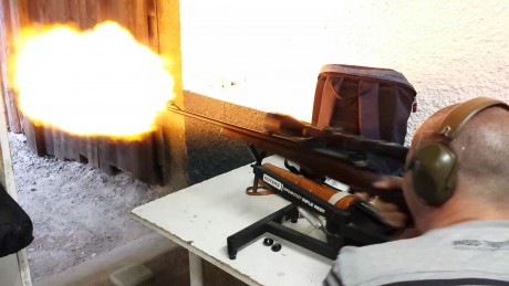buenas a todos, soy nuevo en este foro y tengo una duda. Vereis, tengo un rifle de cerrojo rectilineo 140
