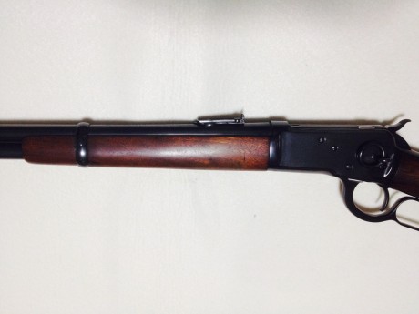 Vendo Winchester 92, fabricado en 1.905
Calibre 44-40 en perfecto estado de funcionamiento y tiro.
Maderas 12