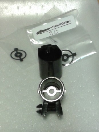 Vendo Túnel que sirve para carril de 11 mm. Lleva ademas un acople de 18,5 mm de diámetro para montarlo 02