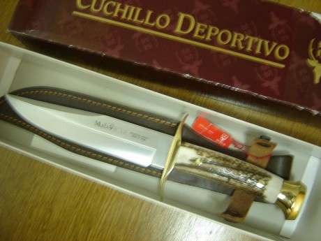 Buenas, vendo estos dos excelentes Bowies  en estado perfecto. Como nuevos  :

No tienen ningún tipo de 01