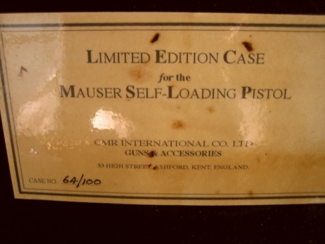 A) Caja de presentación para pistola Máuser C96 200€


B) Funda de pistola Walther PPK de oficial alemán 100