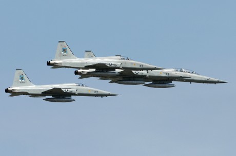 Pues eso, en este hilo pretendo deleitaros como amantes de los aviones de combate que sois muchos, con 82