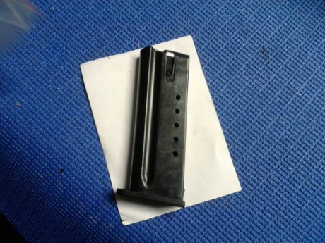 Vendo cargador nuevo para DESERT EAGLE  .44 Mg.

Precio: 35 € + 6 envío (si fuera Madrid)

Contacto: japariciolopez1@hotmail.com 00