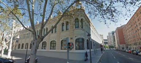 Hola a todos.
Por si alguién esta interesado aquí os dejo un enlace a una visita panorámica de la pinacoteca 80