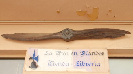 Hola a todos.
Por si alguién esta interesado aquí os dejo un enlace a una visita panorámica de la pinacoteca 161