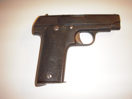 Vendo Pistola Esperanza y Unceta del año 1915 calibre 7,65 soldadura en recamara certificado nominal imprescindible 21