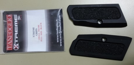 Se venden cachas negras de aluminio originales de Tanfoglio Stock 3.
55 euros envío incluido.
Están en 00