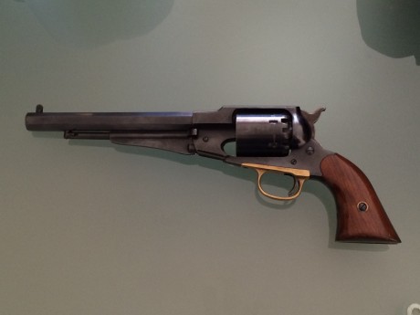 Vendo las siguientes armas:

-  Feinwerkbau aw93                                                      10