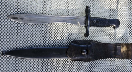 Vendo Bayoneta Afalcatada del Mosquetón MAUSER "Coruña" modelo 1943 del calibre 7,92 x 57 mm. 00