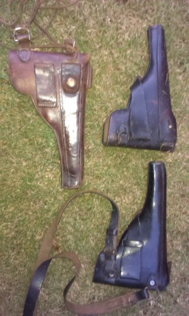 Vendo tres fundas de Astras para campo giro y 400
las dos negras en 70 € cada una
la marron en 90 €
envios 00
