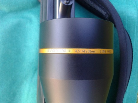   Buenas tardes

Pongo a la venta el visor de un amigo, se trata de un Leupold VXIII de 4,5-14x50.

Tubo 12