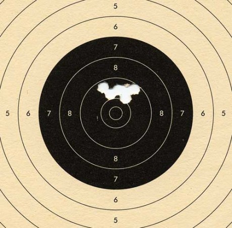 Pretendo pedir a los reyes una pistola pero quiero una de cañon abatible y no conozco ninguna solo la 92