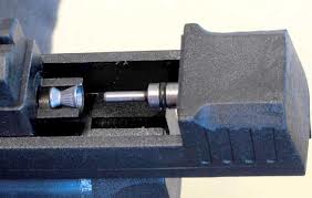 Pretendo pedir a los reyes una pistola pero quiero una de cañon abatible y no conozco ninguna solo la 110