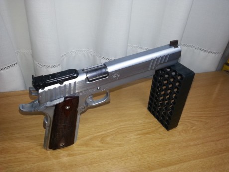 Hola vendo STI TARGET MASTER CROMADA, muy cuidada agrupa de muerte, la vendo porque tengo dos iguales 01