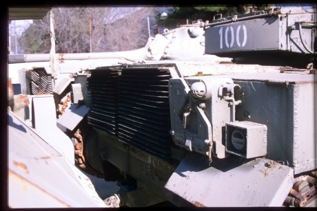 y no me refiero al fenomeno atmosferico....

aqui teneis unas fotillos del AMX 30 modificado en España 01