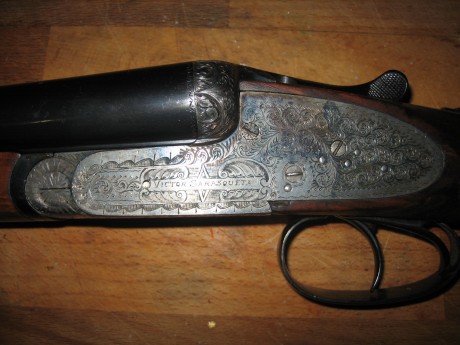 Vendo Escopeta paralela Victor sarasqueta mod. DW, cal.12, del año 1957.
Extractora.
Cañones 70cm
Medida 02