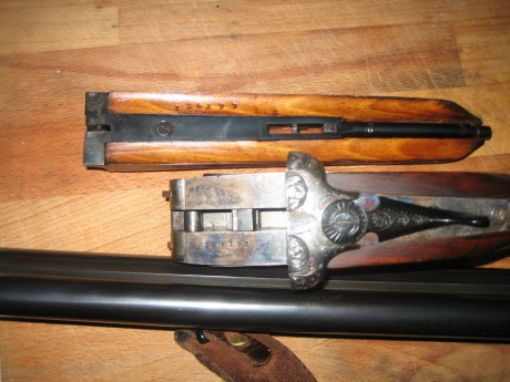 Vendo Escopeta paralela Victor sarasqueta mod. DW, cal.12, del año 1957.
Extractora.
Cañones 70cm
Medida 12