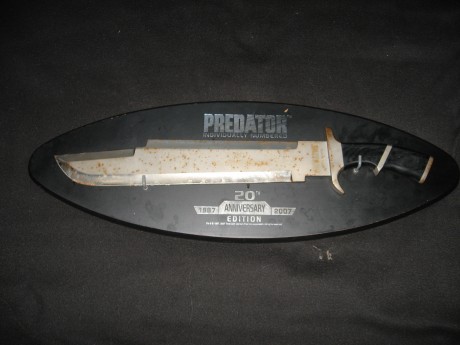 Vendo el machete ya que lo tenia para decorar y quiero venderlo, tiene puntos de oxido por eso pongo ese 00
