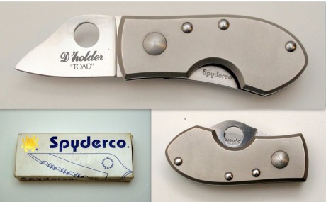 Muy buenas foreros de Armas.es,

Vendo navaja  Spyderco  modelo  Toad  perfecto estado de conservación. 00