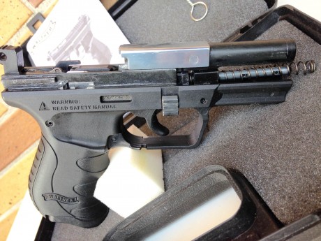 Vendo Walther PK380 detonadora, fogueo, seminueva; construida en ACERO y polímero, de gran calidad, su 02