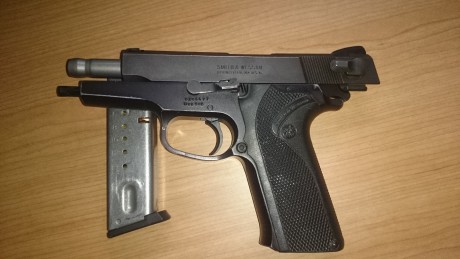 Hola, vendo o cambio estas armas las dos juntas o separadas, se trata de una smith and wesson mod 910 00
