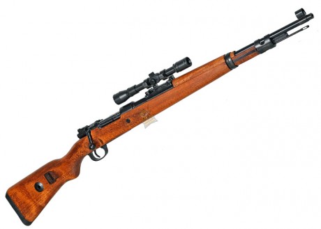 Buenas a todos!

Desde hace unos meses dispongo de un Mauser k98 (un Preduzece) que uso para caza mayor. 62