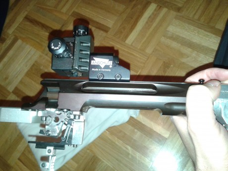 Vendo una accion grunig elmiger future target ft 300 en calibre 6mmbr con 1370 disparos.esta nueva.se 01