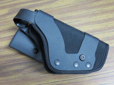 Oferta, fundas tacticas Uncle Mikes nuevas a estrenar.
Disponible el siguiente material:
* BOLSA GUN PACK, 12