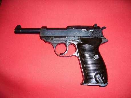 Hace unos días encontré por casualidad en una web extranjera un arma a la venta que hacía muchos años 92