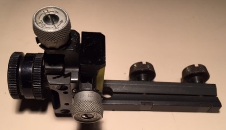 Vendo o cambio por algo que pueda interesarme, dos diopter Anschutz, un túnel también Anschutz.
Los diopter 01