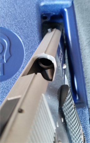 Muy buenas a todos!!!

Vendo esta maravilla en un fantástico estado por no usar. 
El arma esta en Málaga 10